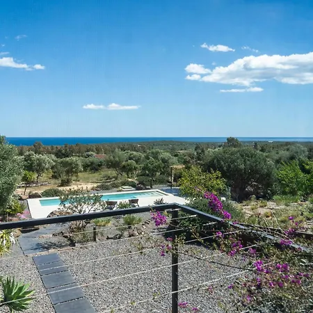 Casa Mira أروسييْ